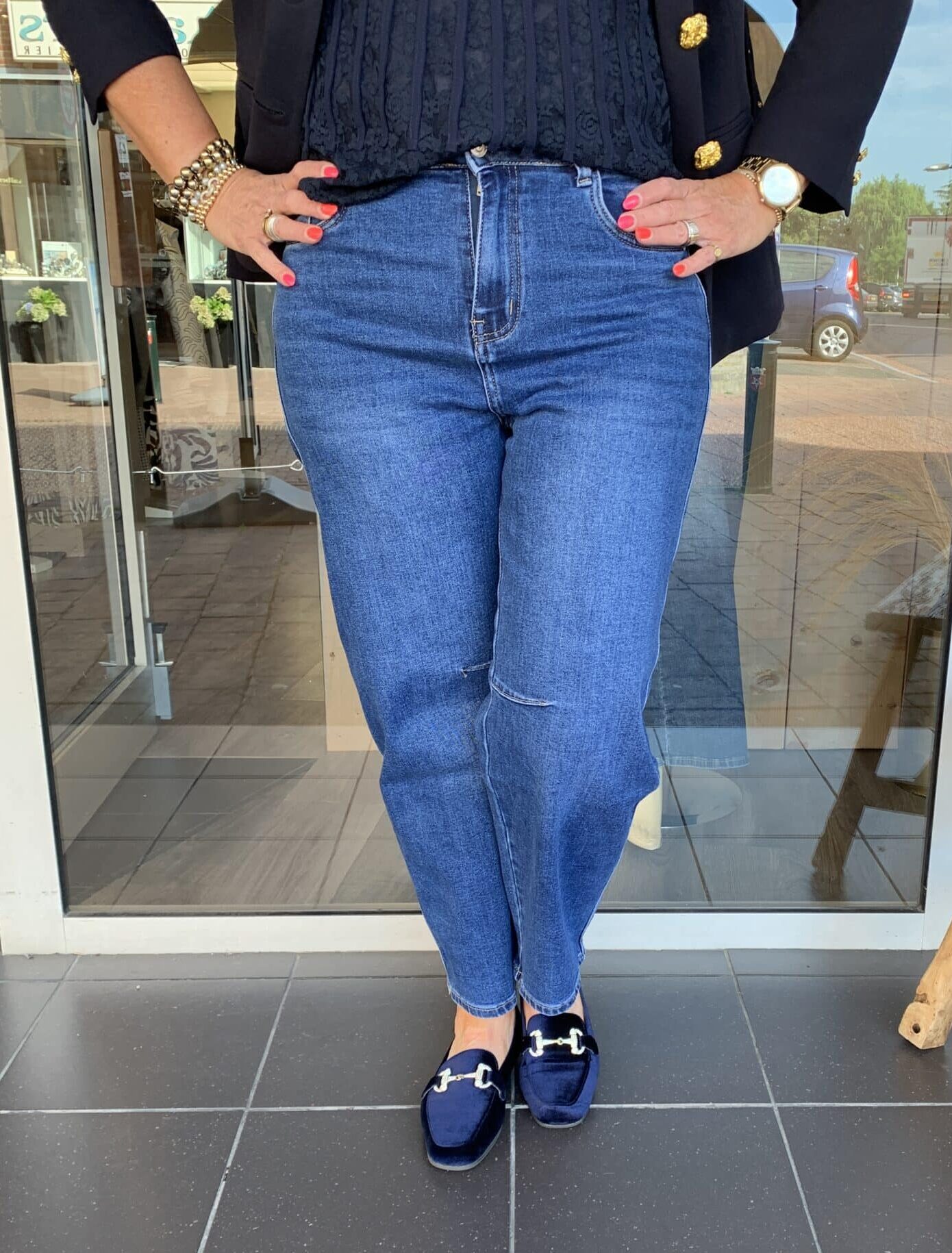 Jewelly Jeans Balloon