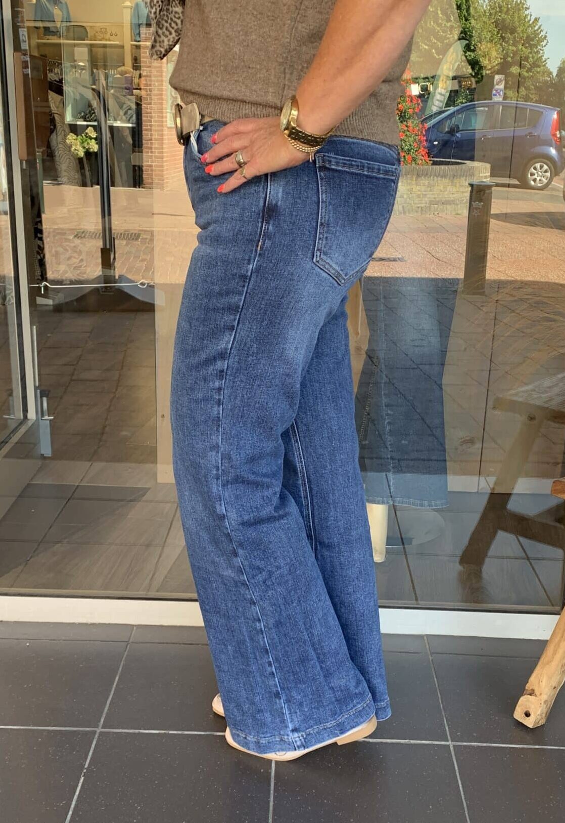 Alternative view of Jewelly Jeans Wide Leg Elke